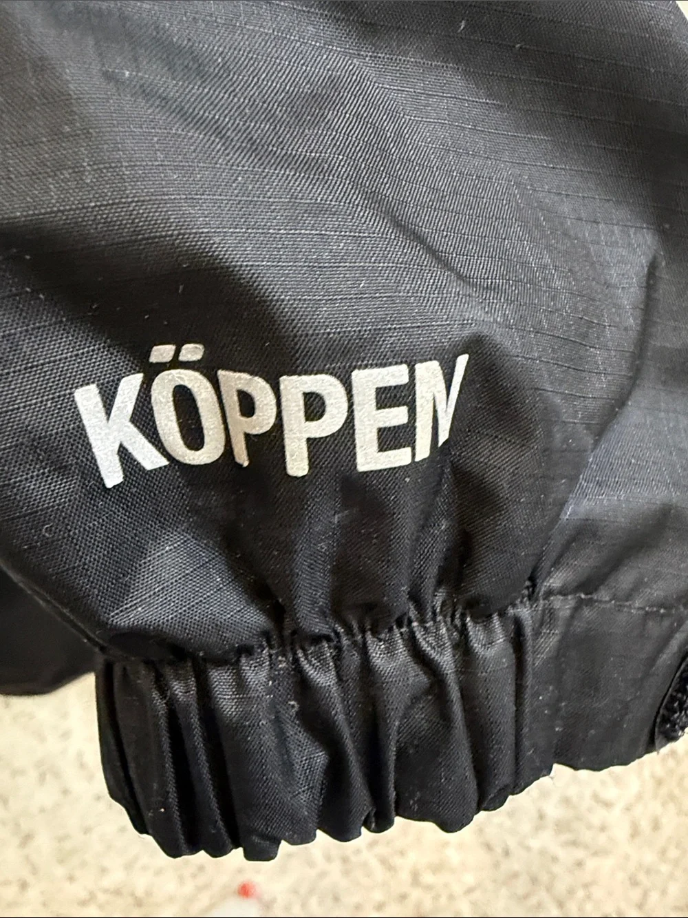Koppen Black Hooded Rain Jacket
